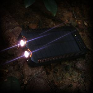 Producto de Moda, Cargador Solar de Alta Capacidad de 12000mAh/10000mAh con Carga Rápida de 5W, Resistente al Agua y con Doble Luz LED - Product Image 2