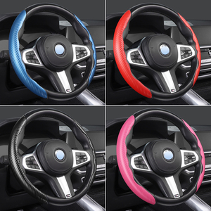 Fundas Universales Antideslizantes de Cuero para Volantes Deportivos de 4 Radios para Coches - Product Image 2