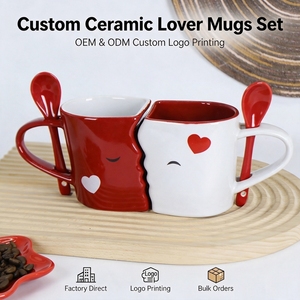 <span class=keywords><strong>Tazze</strong></span> da Caffè in Ceramica per Coppie con Bacio, Set Regalo per <span class=keywords><strong>San</strong></span> <span class=keywords><strong>Valentino</strong></span>, Design Personalizzato con Cucchiaio, Prezzo di Fabbrica - Product Image 1