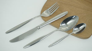Meilleure vente 4pc 24 pièces haute qualité 304/430 ensembles de vaisselle ensemble de couverts en acier inoxydable hautement polonais - Product Image 3