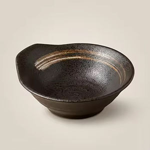 Tazón de cerámica negro multiusos estilo japonés para ahorrar espacio, ideal para salsa de dumplings. - Product Image 1