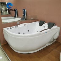 Baignoire d'angle de luxe à hydromassage avec jets, nouvelle collection, très demandée
