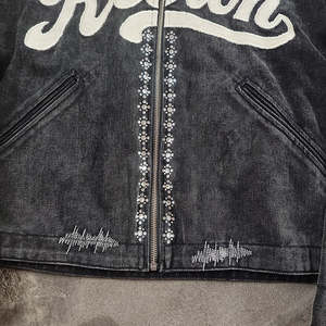 <span class=keywords><strong>Veste</strong></span> <span class=keywords><strong>en</strong></span> <span class=keywords><strong>Jean</strong></span> Streetwear Personnalisée Délavée Acide Vintage Surdimensionnée Broderie Lettres Strass Homme | Fabricant de Vestes - Product Image 5