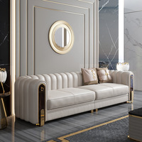 Luxuriöses Modernes Italienisches Kunstleder-Sofa-Set 4-Sitzer Gesteppt mit Schwammgold-Akzenten Wohnzimmermöbel für Villa und Hotel