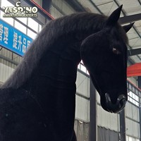 Modèle de cheval robot animatronique réaliste en acier et silicone pour manèges de parcs d'attractions et expositions pour enfants, personnalisable