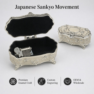 กล่องดนตรีเคลือบเงา Sankyo ทำจากโลหะผสมสังกะสี ประดับมุกสีงาช้าง ลายดอกไม้ กล่องใส่เครื่องประดับทันสมัย รูปดอกกุหลาบสีเงิน กลไกดนตรีแบบไขลาน ของตกแต่งบ้าน ขนาด 18 - Product Image 1