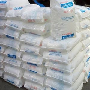 เรซินอีวีเอโคโพลิเมอร์ 28% วา สำหรับกาวติดแน่น วัสดุกาวร้อนละลายอีวีเอ - Product Image 1