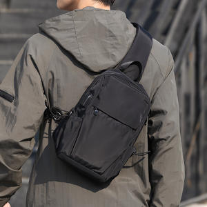 Nueva Bolsa de Hombro Cruzada de Tela Ecológica Oxford con Bloqueo RFID, Bolsa de Pecho Cruzada para Hombre - Product Image 6