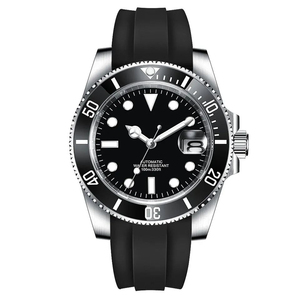 Nouvelles montres mécaniques automatiques avec bracelet en silicone caoutchouc, mouvement Seiko NH35, logo personnalisé, verre saphir, 40 mm, montre de plongée - Product Image 2