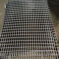 Grille en acier doux noir pour projet de raffinerie de pétrole