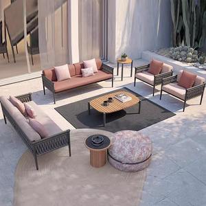 Sillón de Ratán para Exteriores, Estructura de Aleación de Aluminio, Resistente al Agua y a los Rayos UV, Sillón de Jardín de Estilo Contemporáneo y Duradero - Product Image 4