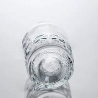 Bouteille en verre transparente à motif étoile en relief OLATEC, bouteille en verre à col long vide pour l'emballage du whisky et du brandy