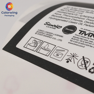 Autocollants en rouleau adhésifs BOPP imperméables personnalisés avec logo privé pour lingettes humides, mouchoirs en papier, étiquettes d'emballage Sanrio Kuromi - Product Image 2