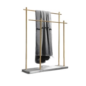 Porte-serviettes anglais à 2 niveaux, base en marbre doré, sur pied, pour salle de bain - Product Image 5
