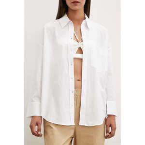 Camisa de Popelina de Corte Regular para Mujer Mango, Blusa Blanca Minimalista con Botones para Uso Diario - Product Image 2
