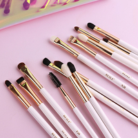 Lot de 14 pinceaux de maquillage professionnels à manche en bois pour fard à paupières, eye-liner, sourcils et cils, incluant pinceaux plats et éventail, vente en gros, marque privée