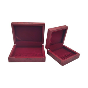 Wooden Jewelry Box 13x10x3.8cm Rectangular Storage Box For Gold Coins And Collectibles Hot Stamping Gold Finish - Product Image 2