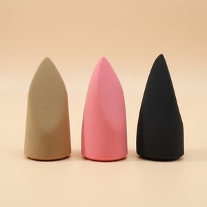 Esponja de Maquillaje en Forma de Lápiz Labial de 7.5cm, PVA Suave para una Aplicación Precisa - Product Image 1