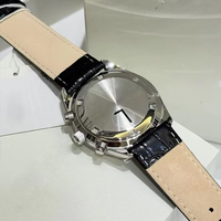 Montre à quartz pour homme, cadran crème, lunette tachymètre, fonction date, bracelet en cuir motif crocodile, style business décontracté, multifonctionnelle, avec boîte
