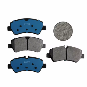 DSS <span class=keywords><strong>Prix</strong></span> de gros Fabricant de freins à disque de voiture Plaquettes de frein Hi Q D1786 Plaquettes de frein arrière en céramique pour voiture Ford Toyota Nissan - Product Image 1