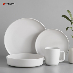<span class=keywords><strong>Service</strong></span> de table en grès de 16 <span class=keywords><strong>pièces</strong></span> pour 4 personnes, comprenant assiettes, tasses et bols, couleur blanc mat émaillé, <span class=keywords><strong>vaisselle</strong></span> en céramique de qualité A, direct usine, économique - Product Image 2