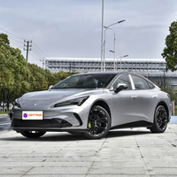 ARCFOX Alpha S5, voiture électrique haut de gamme, accélération rapide, traction avant, autonomie de 708 km, cuir premium