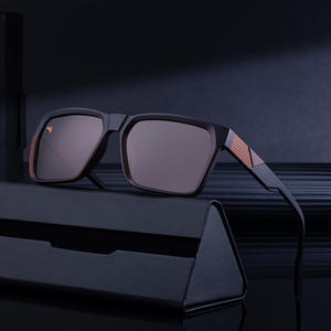 Gafas de Sol Polarizadas Lafuma con Marco Cuadrado para Hombre, Lentes de PC con Protección UV400, Marco Negro Tipo 3, para Uso en Exteriores - Product Image 5