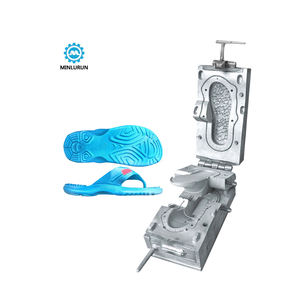 Venta Directa de Fábrica en Fujian, Sandalias de PVC de Última Moda, Moldeado por Soplado de Aire, para Hombre y Mujer, Cómodas y Bonitas - Product Image 1