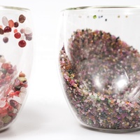 Gobelet en verre à double paroi avec gravier de cristal naturel et éclats de quartz énergétiques pour la décoration de la maison et du bureau, vente en gros