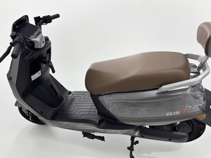 High-End Intelligent Motorcycle With 72V20A Lead-Acid Battery and 1500W Motor Speed 60km/h Range 80km - Product Image 4