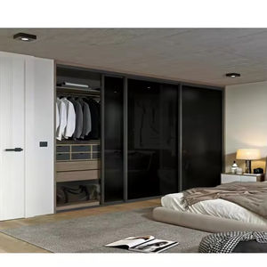 Sistema de Armario Empotrado con Puerta Corredera de Vidrio Negro de Cierre Suave, Moderno y Personalizado, con Luz LED - Product Image 2