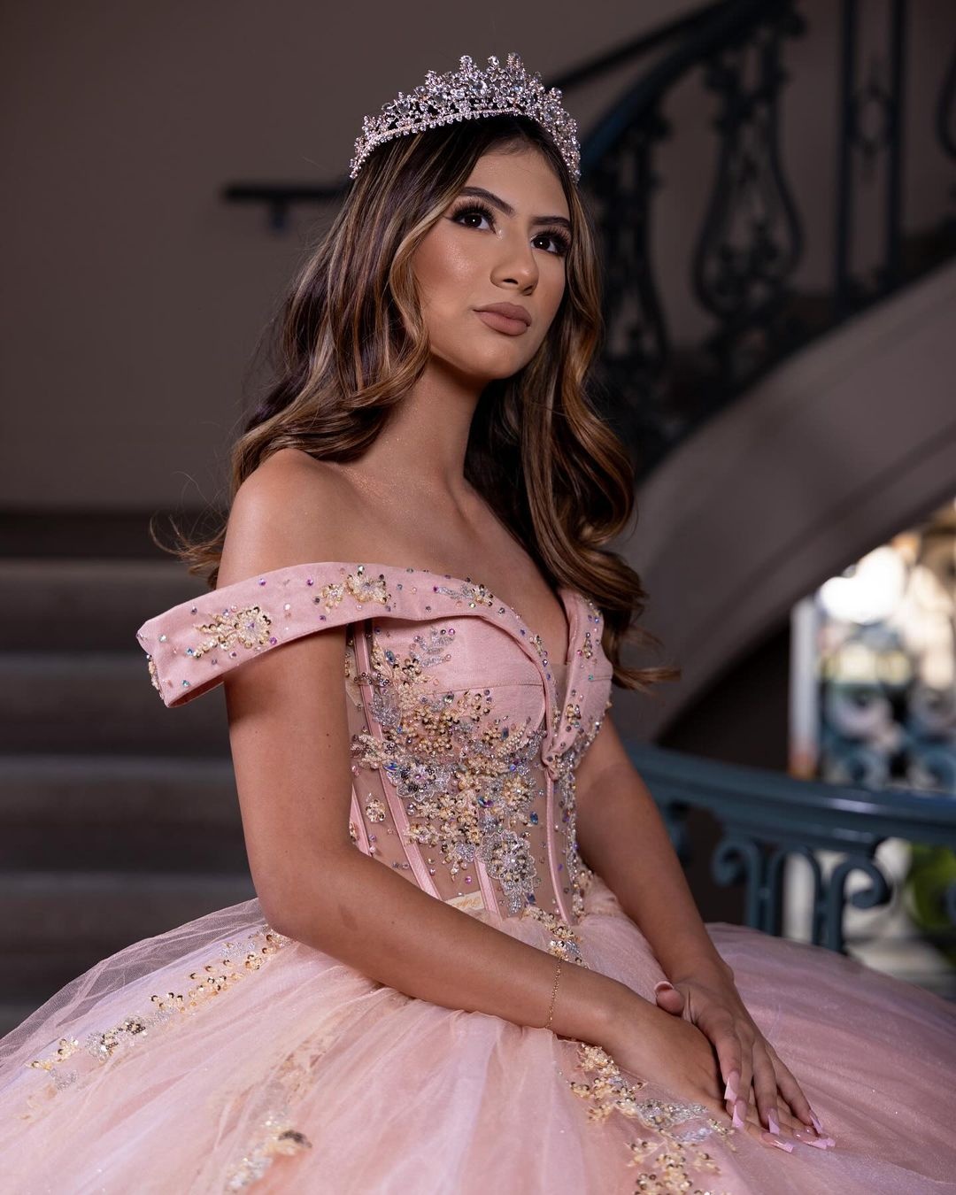 Mumuleo off the Shoulder Pink Corset Quinceanera Dresses with Long Train