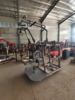 Machine de musculation commerciale chinoise à poignée large pour tirage latéral, entraînement de la force dorsale, construction en acier, sécurité pour les salles de sport