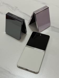 99% ใหม่สำหรับ SAM <span class=keywords><strong>Galaxy</strong></span> <span class=keywords><strong>Z</strong></span> <span class=keywords><strong>Z</strong></span> <span class=keywords><strong>flip</strong></span> <span class=keywords><strong>4</strong></span> 5 6โทรศัพท์มือถือที่ใช้ปลดล็อคของแท้สมาร์ทโฟนมือสอง - Product Image 4