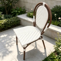 Usine directe chaise de rotin extérieur meubles cadre en aluminium de qualité avec finition en bois chaise de salle à manger chaise de bistro de jardin pour patio