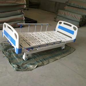 <span class=keywords><strong>Lit</strong></span> médical d'hôpital à trois fonctions, manuel, vente en gros d'usine, <span class=keywords><strong>lit</strong></span> d'hôpital à trois manivelle - Product Image 3