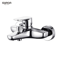 Mélangeur de douche chromé monté en Surface, robinet de baignoire de salle de bain mélangeur de bain carré