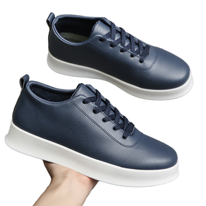 Zapatos Deportivos Casuales Ligeros para Hombre, de Cuero PU, Estilo Versátil, Mocasines de Corte Bajo con Cordones, Amortiguación, Color Negro Puro, Antideslizantes, para Invierno - Product Image 1