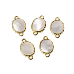 Borde chapado en oro geometría hexagonal cuadrado redondo forma <span class=keywords><strong>de</strong></span> triángulo <span class=keywords><strong>de</strong></span> BrassPendant encantos para <span class=keywords><strong>la</strong></span> fabricación <span class=keywords><strong>de</strong></span> <span class=keywords><strong>la</strong></span> joyería - Product Image 4