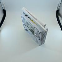 Modelo ONU 9Lights HG8546M Xpon 1GE+3FE+1TEL+1USB+2.4G WIFI de Banda Única para Uso FTTH con Conector SC UPC