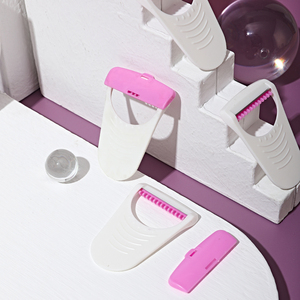 Nouvelle Arrivée <span class=keywords><strong>Rasoir</strong></span> Portable Rechargeable pour <span class=keywords><strong>Femme</strong></span>, Ensemble de 6 Pièces, Tête à Lame Unique en Acier Inoxydable Suédois, Corps, Visage, Aisselles, Maillot de Bain - Product Image 5