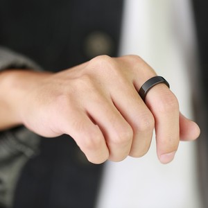 Anillos de Cerámica Planos Circulares Simples y Populares Que No Se Destiñen, Anillos de Boda Más Vendidos para Hombres y Mujeres, Joyería al por Mayor - Product Image 4