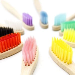 Cepillo de Dientes de Plástico con Cerdas de Nylon Suaves Personalizado 2024, Ecológico, Orgánico, Colorido, en Oferta - Product Image 6