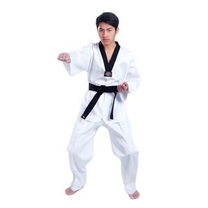 Uniforme de maître Taekwondo, uniforme noir/blanc pour les Arts martiaux - Product Image 1