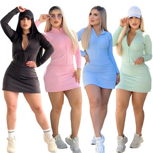 Robe mini à manches longues et taille haute avec fermeture éclair et pantalon intégré pour soirée ou tenue décontractée, couleur unie, en spandex et polyester tricoté - Product Image 1