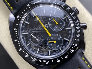 La mejor versión BLS de 44 mm, esfera negra con esqueleto de 15 mm de grosor, manecillas amarillas, correa de cuero negra A3869 - Product Image 4