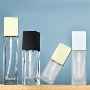 Flacone in Vetro Rettangolare da 30ml di Ultima Generazione con Tappo a Vite e Pompa <span class=keywords><strong>Vuota</strong></span> per Crema Viso, Colore Personalizzabile - Product Image 2