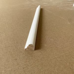 Moulures demi-rondes en pin blanc apprêté de haute qualité – Fournisseur en gros de matériaux de construction – Finition lisse – Exportation - Product Image 1