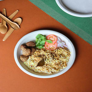 White Sugarcane Bagasse 7inch Round Plate Biodegradable <b>Disposable</b> Food Plate for Restaurants Catering and Party Serving - Product Image 1