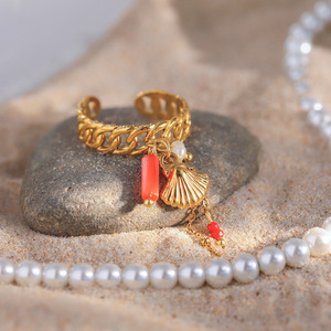 Bague ajustable pour femme en acier inoxydable plaqué or 18 carats avec coquille texturée <span class=keywords><strong>Cora</strong></span> et cristal - Product Image 2